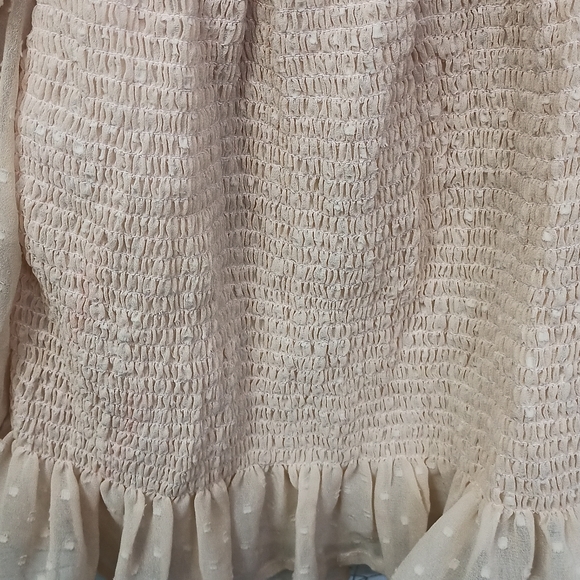 ✅Offshoulder peach top - Picture 5 of 5